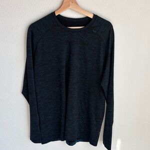 LULULEMON XL Mens Long Sleeve Metal Vent Tech Shirt
